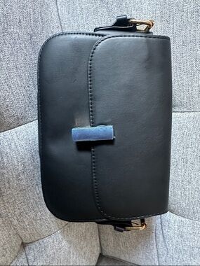 Minimal Black Leather Crossbody Bag with Gold Hardware